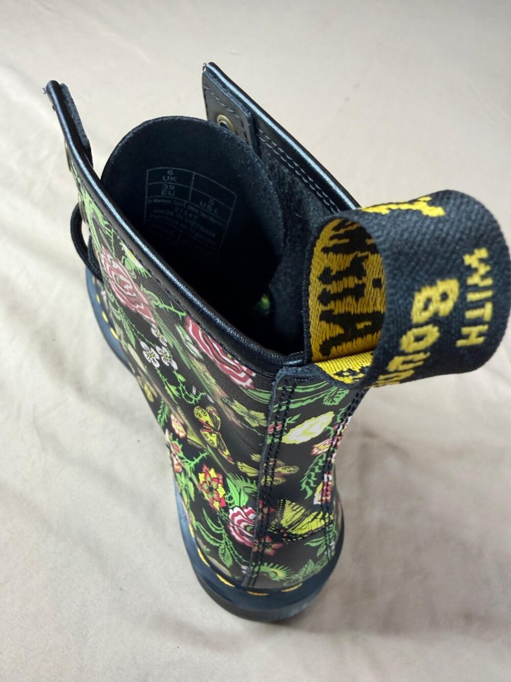 Dr. Martens 1460 Wanderlust Floral Butterfly 8-Eye Boots Women's Size 8 - Picture 11 of 14